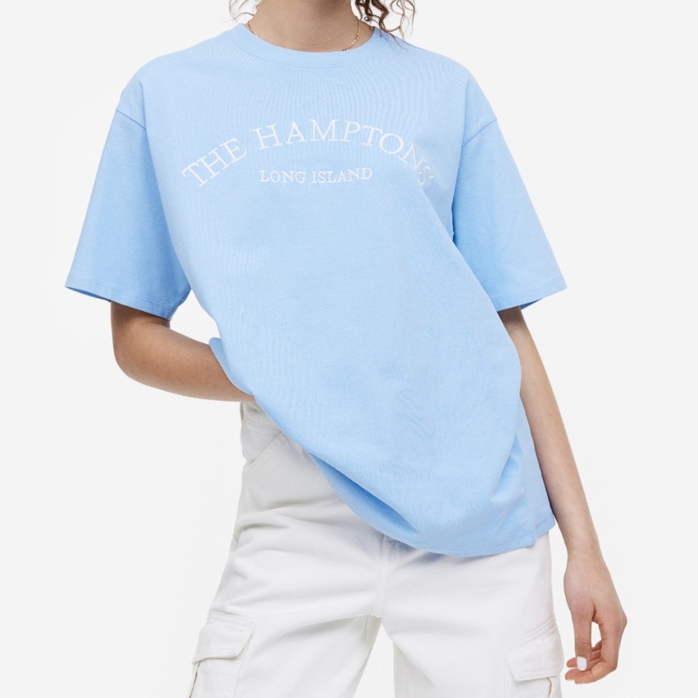 H&M light blue t-shirt